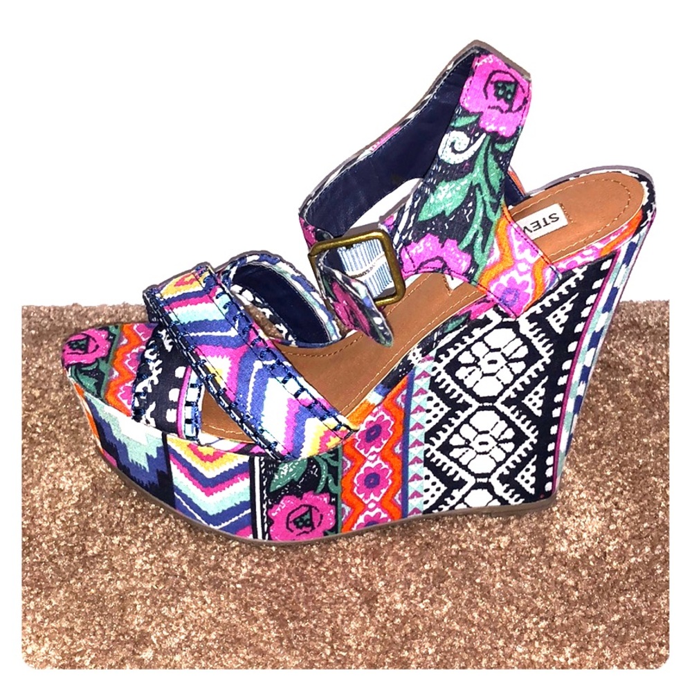Brand New Steve Madden Wedges
